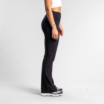 Agile Flared Legging Women's BLACK