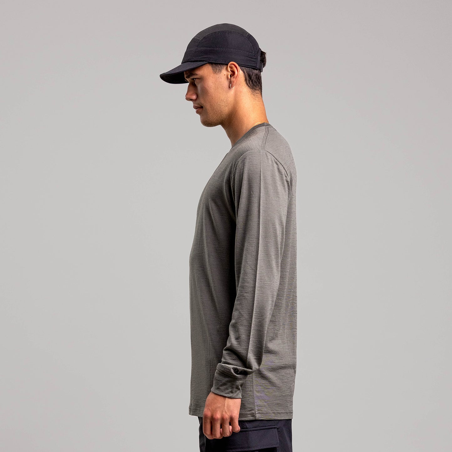 Merino Classic Long Sleeve Tee Unisex ARMY GREEN