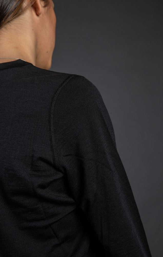 Women's Merino Long Sleeve Tee | Capsize - Black - ilabb